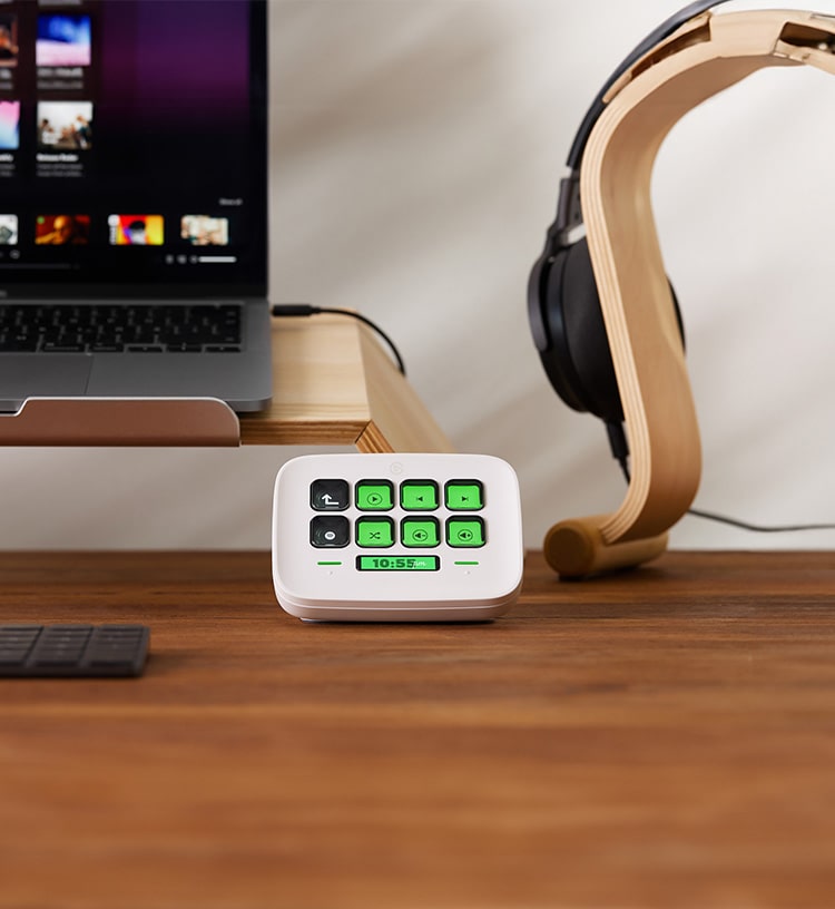 未使用ストリームデックネオ Elgato Stream Deck Neoホワイト Stream Deck Neo | Elgato